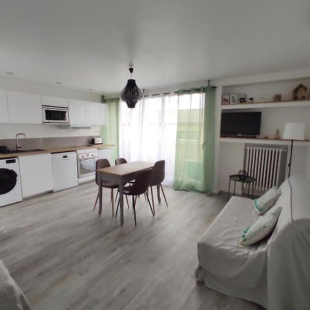 Appartement Climatise Avec Balcon,Wifi, Proche Remparts 아비뇽 외부 사진