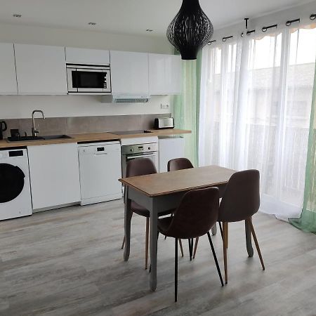 Appartement Climatise Avec Balcon,Wifi, Proche Remparts 아비뇽 외부 사진